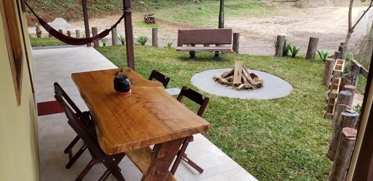 Cabana Da Montanha - Sitio Pasangas Santo Antônio do Pinhal Exteriér fotografie